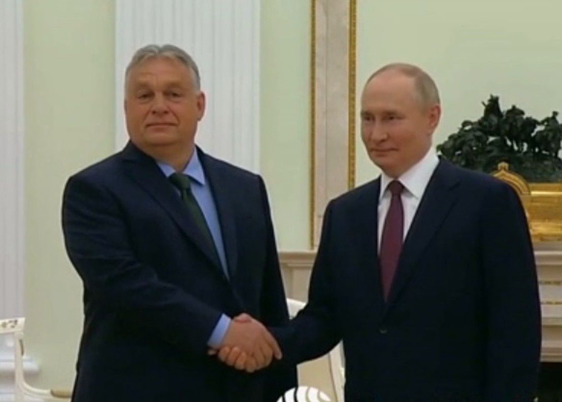 Putin and Orban hold discussions amid EU tensions in Moscow