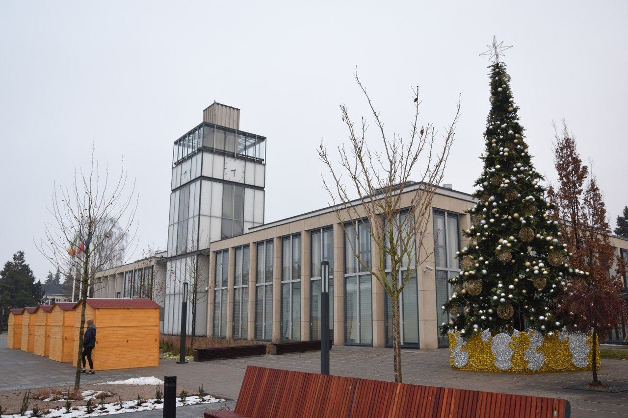 Zduńska Wola: Jarmark Bożonarodzeniowy już w ten weekend. Będzie lodowisko, stoiska, piękna choinka i wiele innych atrakcji