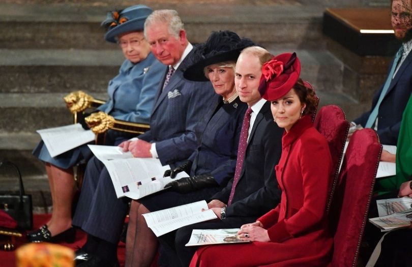 Książę Harry walczy o odbudowę relacji z księciem Karolem, księciem Williamem i Kate Middleton
