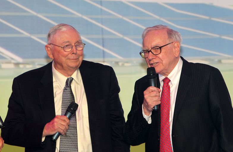 Dlaczego wspólnik Warrena Buffetta nie jest równie bogaty? Wiele lat temu Charlie Munger podjął istotną decyzję