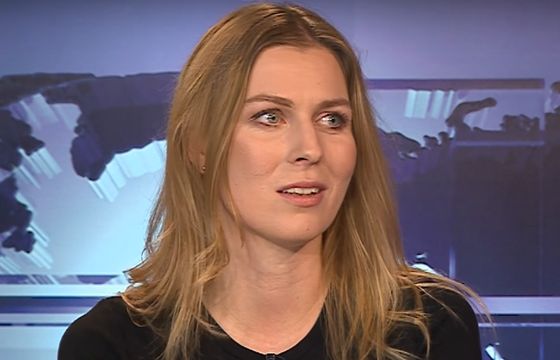 Zwolniona dziennikarka znów w Jedynce. Współprowadzi „Klub Książki”