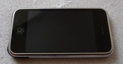 Telefon z 2007 r., który kosztuje prawie 40 tys. zł