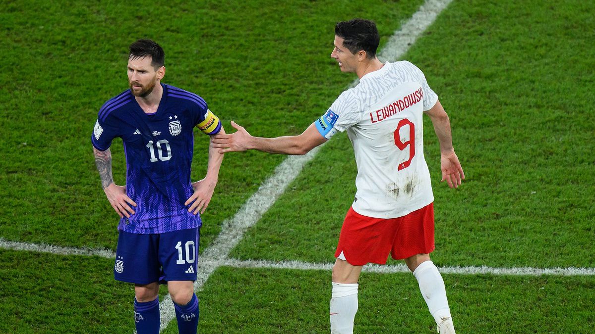 Zdjęcie okładkowe artykułu: Getty Images / Markus Gilliar - GES Sportfoto / Na zdjęciu: Lionel Messi i Robert Lewandowski