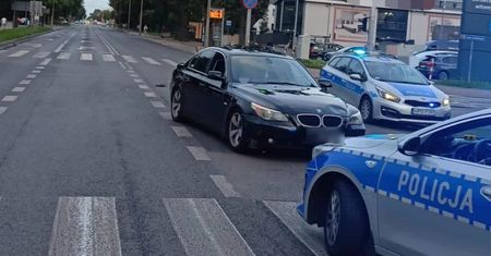 Dramat na pasach. Wjechał BMW w kobietę z dzieckiem