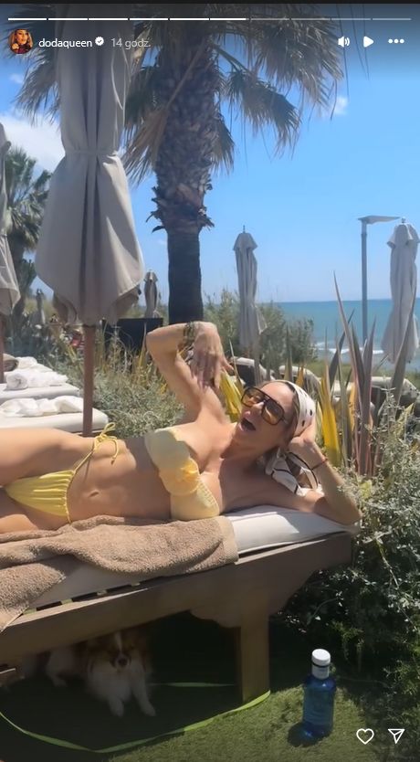Doda w bikini