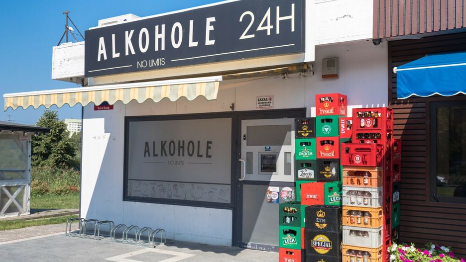 Warszawa rozważa ograniczenie sprzedaży alkoholu w nocy