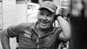 Padok F1 pogrążony po śmierci "Herbatnika". Nie żyje Mick Fern