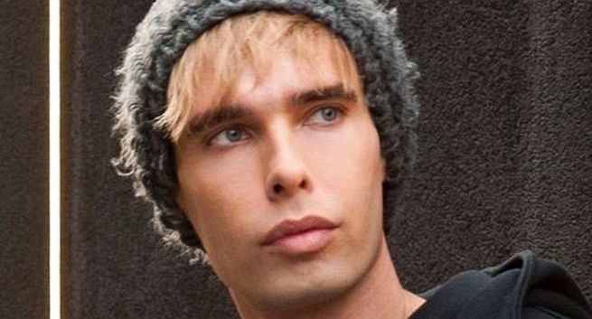 Marcin Świderek szefem działu mody w „Elle”. Zastąpi Inę Lekiewicz