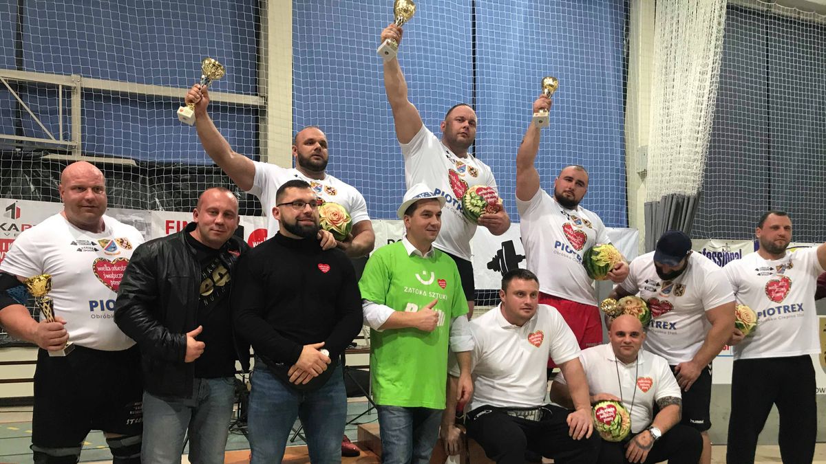 Materiały prasowe / Sebastian Mitroszonek / Na zdjęciu: najlepsi strongmani podczas zawodów Strongman 2020