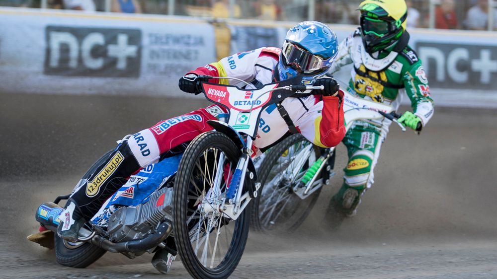 WP SportoweFakty / Wojciech Tarchalski / Na zdjęciu: Maksym Drabik przed Oskarem Polisem