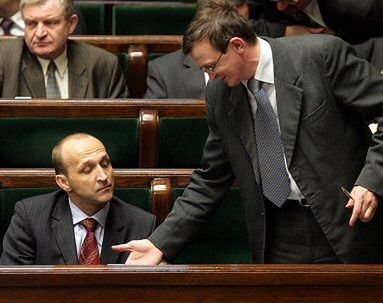 Sejm zlikwidował Wojskowe Służby Informacyjne