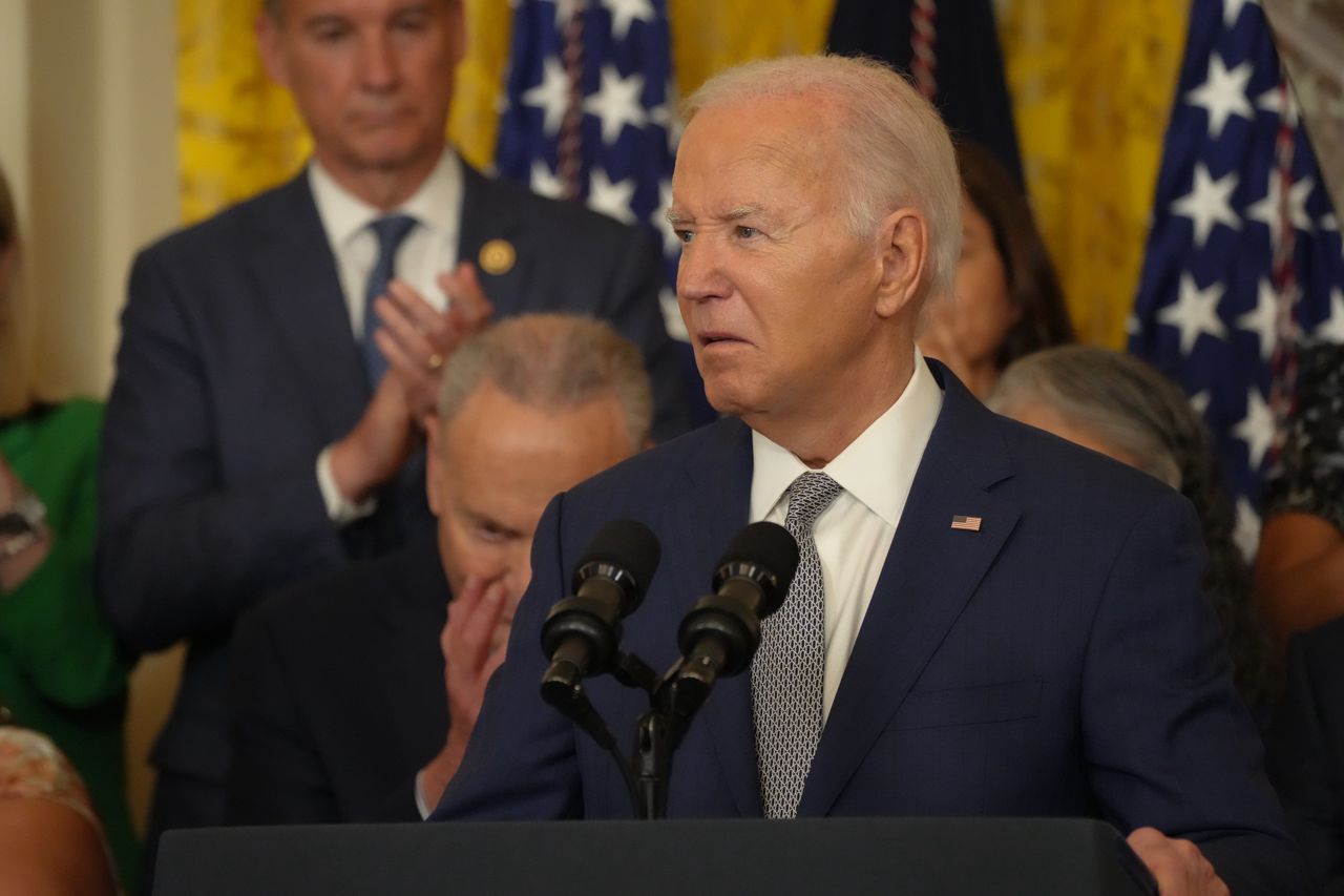 Biden unveils new path to citizenship for immigrant spouses