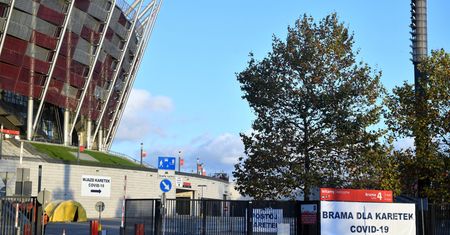 Warszawa. Miasto pomoże w transporcie chorych do szpitala na Stadionie Narodowym