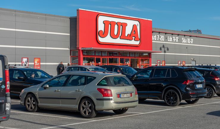 Kpina z zakazu handlu. Kolejna sieć otwiera się w niedziele