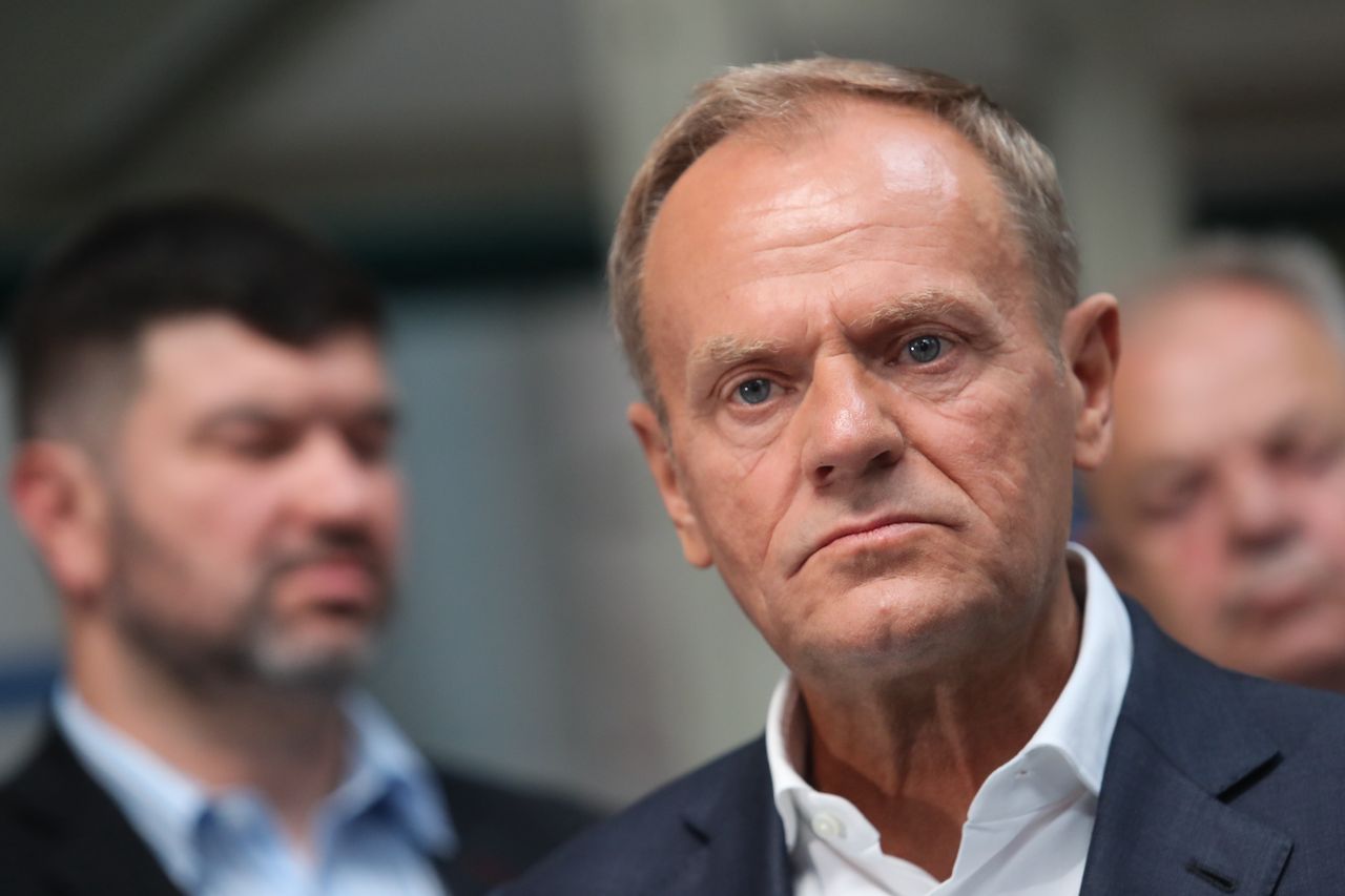 Donald Tusk podczas wizyty w zakładzie włókienniczym Biliński w Konstantynowie Łódzkim