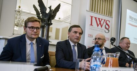 Rojewski: "Nawet jeśli Zbigniew Ziobro odejdzie, rząd nie będzie mniejszościowy" [OPINIA]