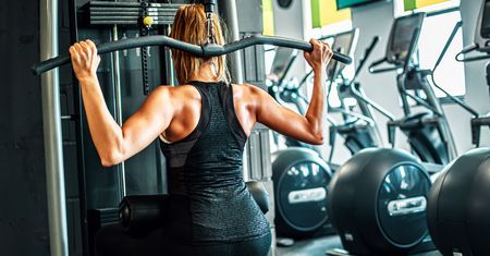 Karta sportowa bez etatu. Czy MultiSport i podobne programy są dostępne poza umową o pracę?