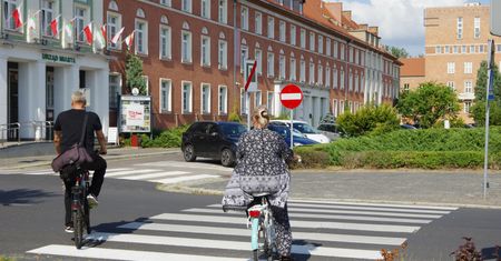 Rowerzyści nie mają pierwszeństwa na przejazdach. Nigdy nie mieli