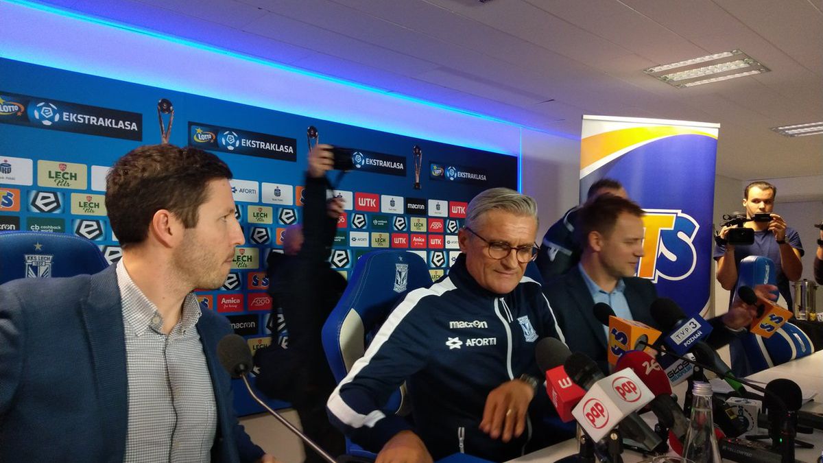 WP SportoweFakty / Szymon Mierzyński / Na zdjęciu: Adam Nawałka (w środku)