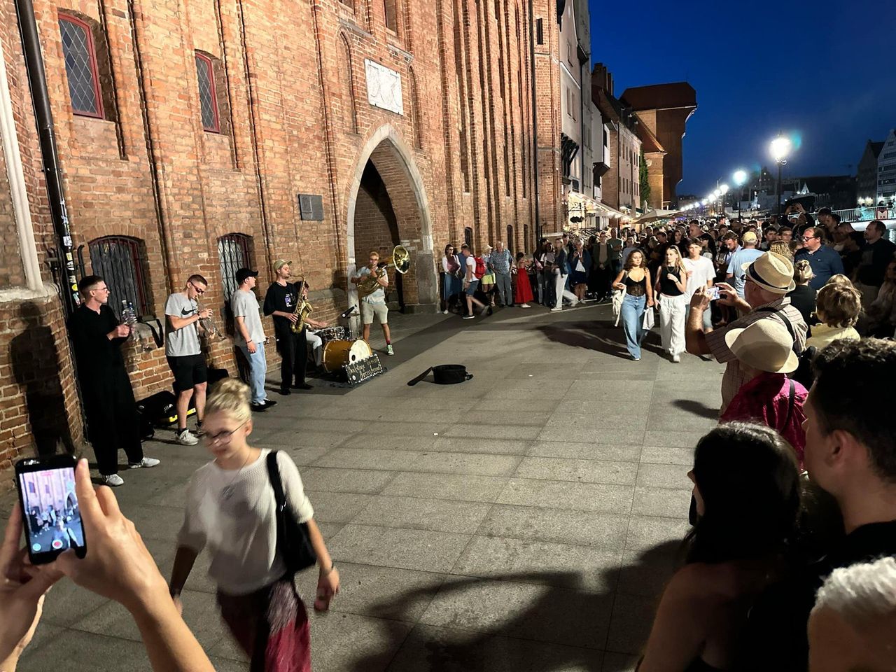 Gdańsk: Mieszkańcy kontra turyści. To muzyka czy hałas?