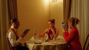 Urodzona na lajwie. Film o dziecku, które nigdy nie miało prywatności