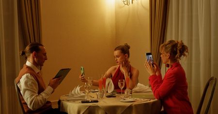 Urodzona na lajwie. Film o dziecku, które nigdy nie miało prywatności