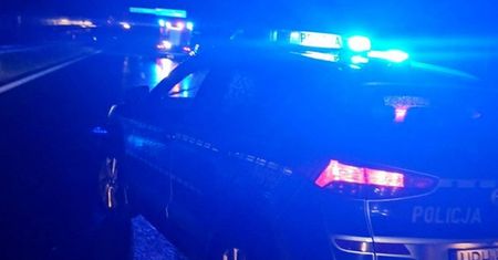 Tragiczny wypadek na S8. Auto uderzyło w pieszego