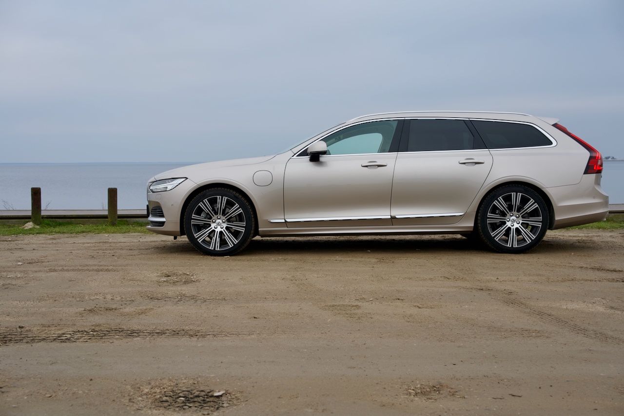 Volvo V90