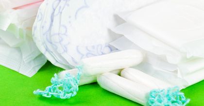 Podpaski i tampony groźne dla zdrowia. Znaleziono środki rakotwórcze