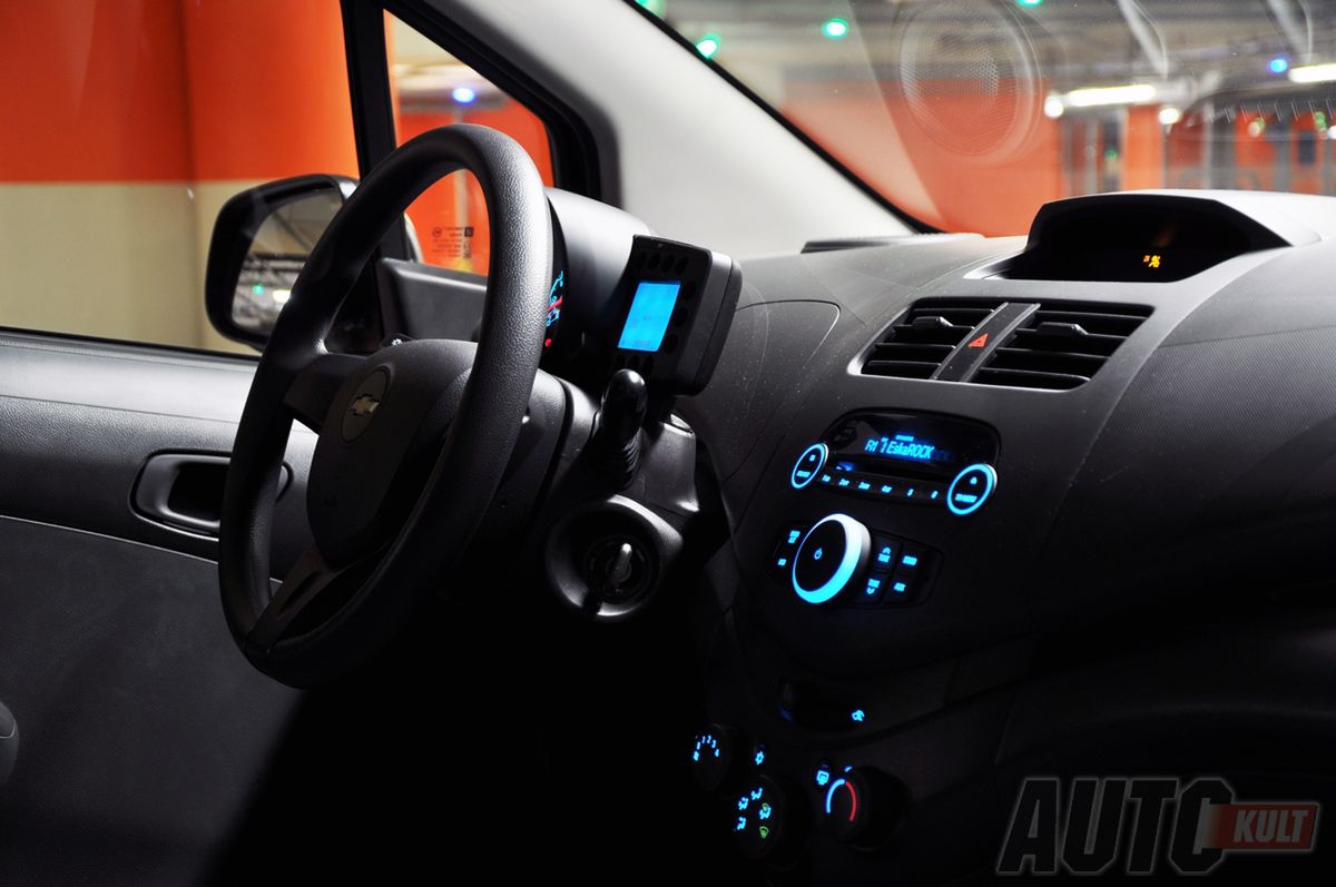Chevrolet Spark - wnętrze