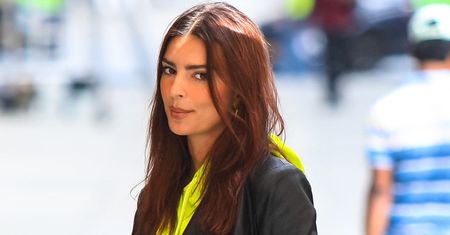Emily Ratajkowski pozuje w ciąży. "Czuję się jak Kubuś Puchatek"