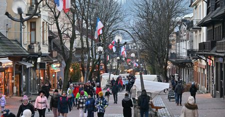 Awantura na radzie. Zakopane po 13 latach przyjęło uchwałę