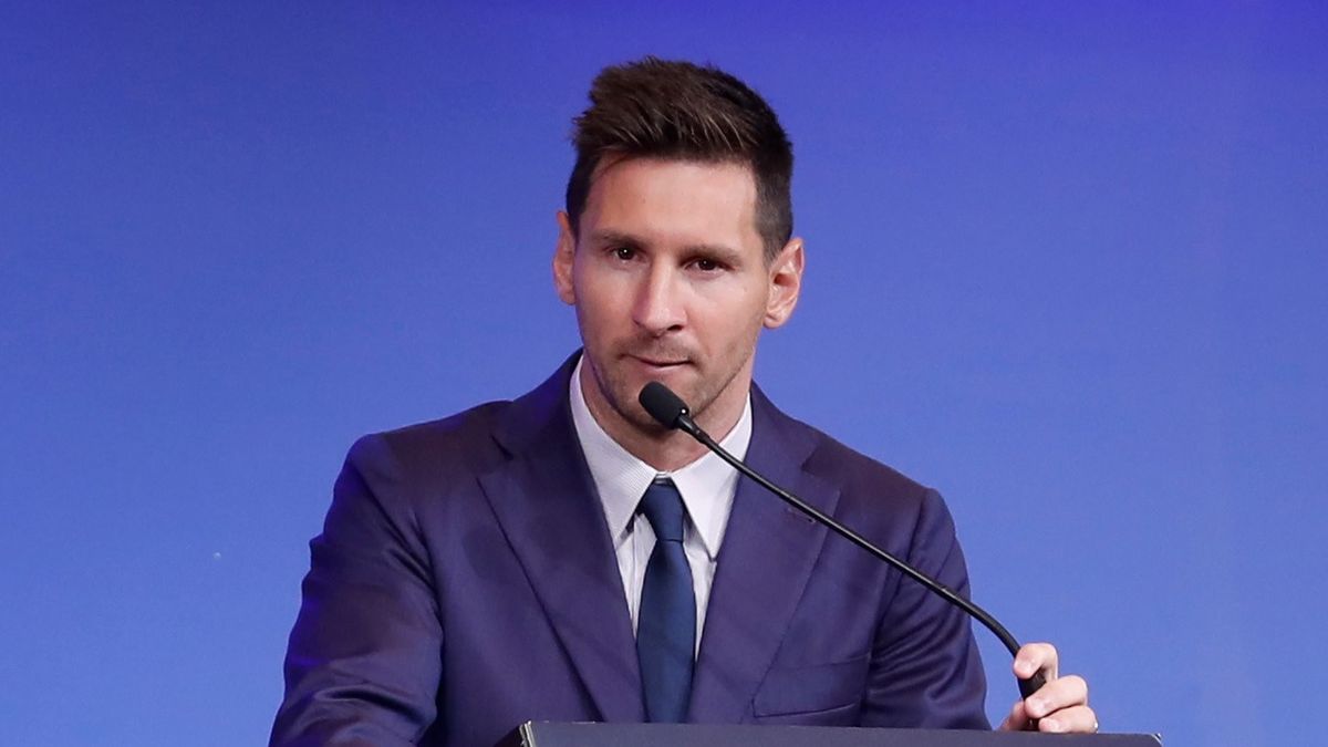 PAP/EPA / ANDREU DALMAU / Na zdjęciu: Lionel Messi