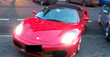 Teodorska ma już nowe Ferrari!