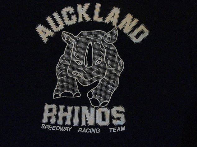 Logo drużyny Auckland Rhinos (źródło: ITCSM)