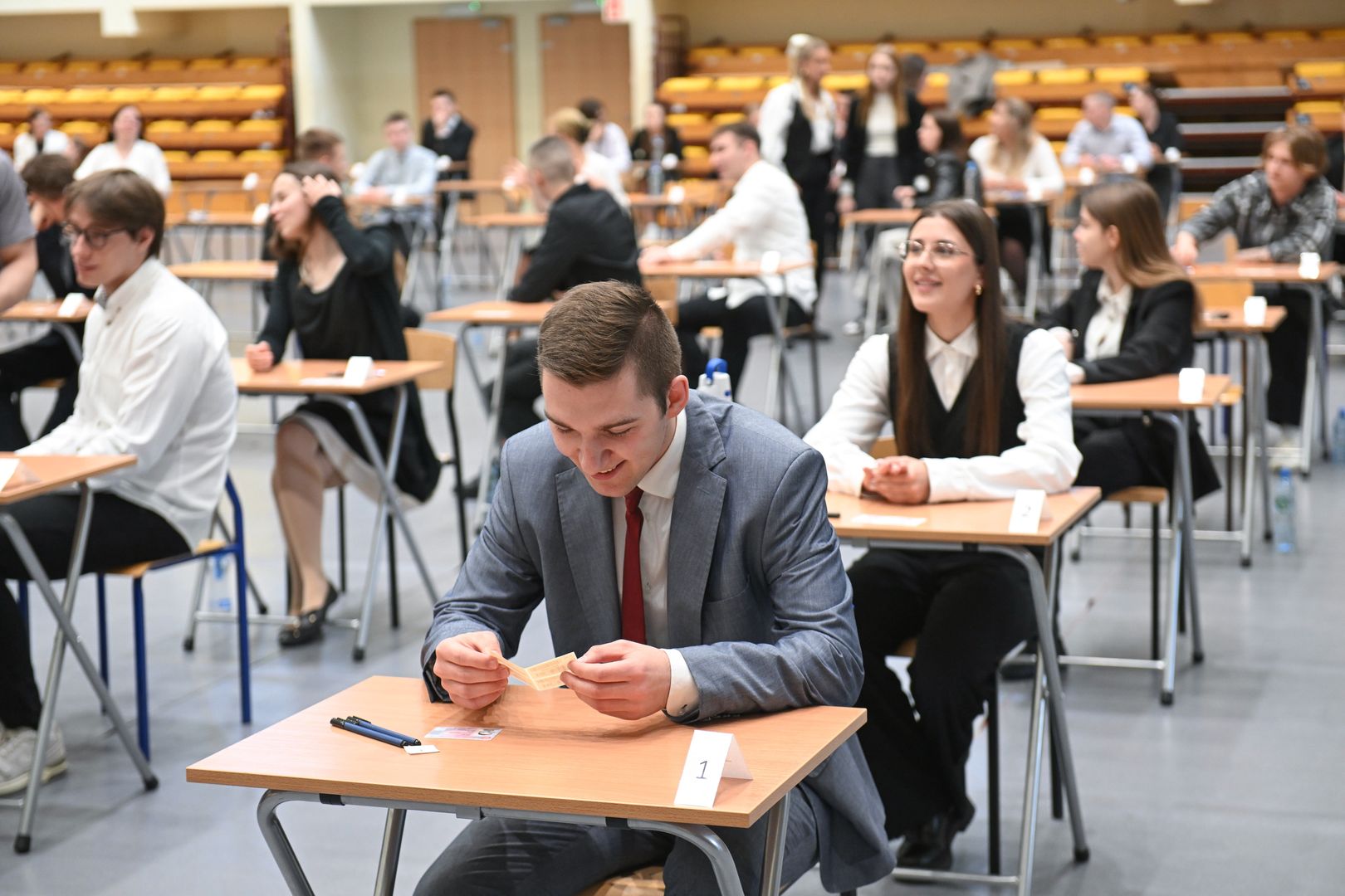 Matura z matematyki rozszerzona - poniedziałek 12 maja 2025