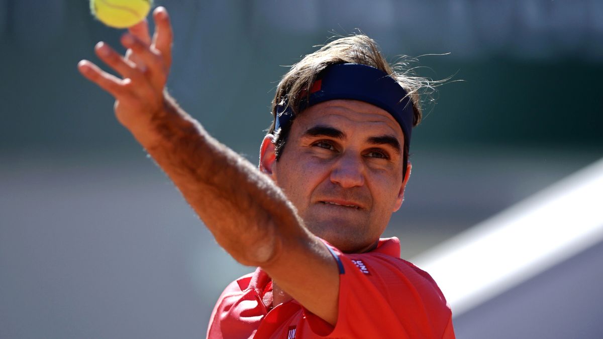 Zdjęcie okładkowe artykułu: PAP/EPA / YOAN VALAT / Na zdjęciu: Roger Federer