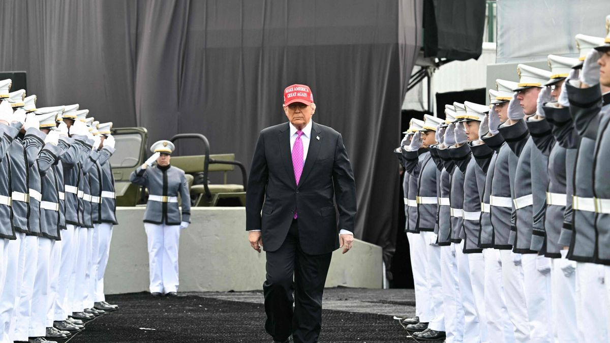Temporary
US President Donald Trump arrives to deliver the commencement address at the 2025 graduation ceremony at the US Military Academy West Point on May 24, 2025, in West Point, New York. (Photo by SAUL LOEB / AFP)
SAUL LOEB
