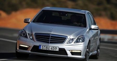 Mercedes E63 AMG - video!