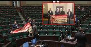 Kuriozalna scena w Sejmie. Koledzy z Konfederacji wsparli posła