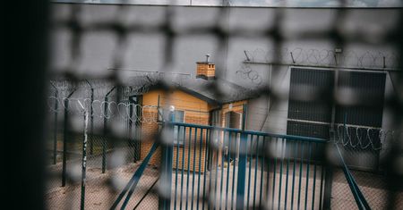 "To nagroda". Tak wyglądają widzenia intymne w polskich więzieniach