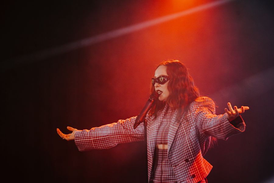 Allie X