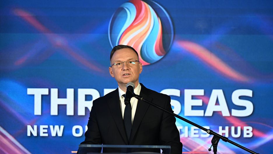 Davos, Szwajcaria, 16.01.2024. Prezydent RP Andrzej Duda przemawia w trakcie Światowego Forum Ekonomicznego w Davos, 16 bm. (aldg) PAP/Radek Pietruszka