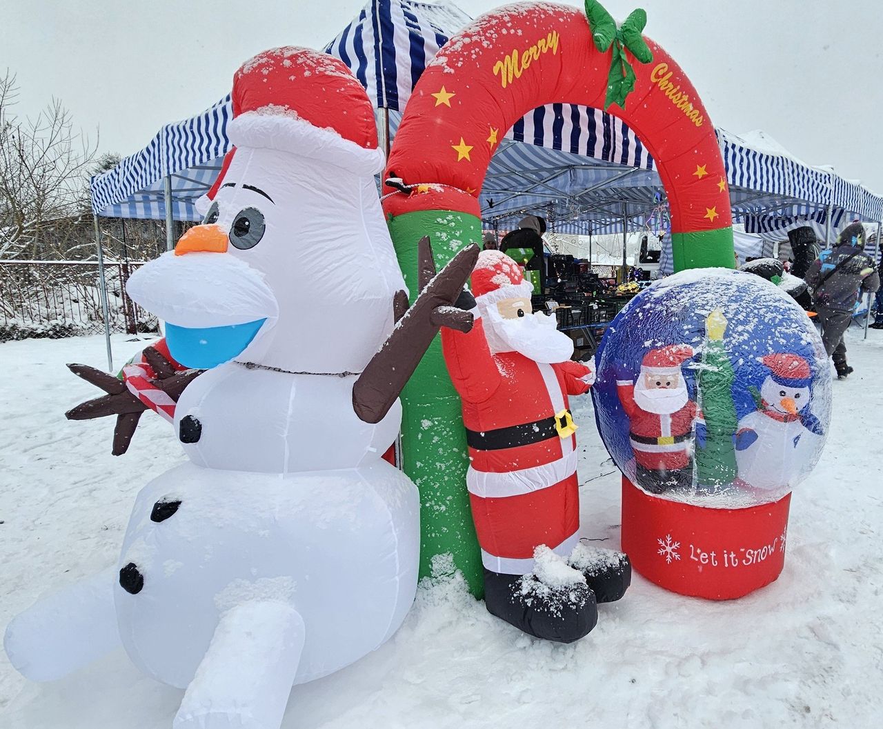 Miedziana Góra: Pierwsza zimowa giełda pełna bożonarodzeniowych ozdób. Co można było kupić?