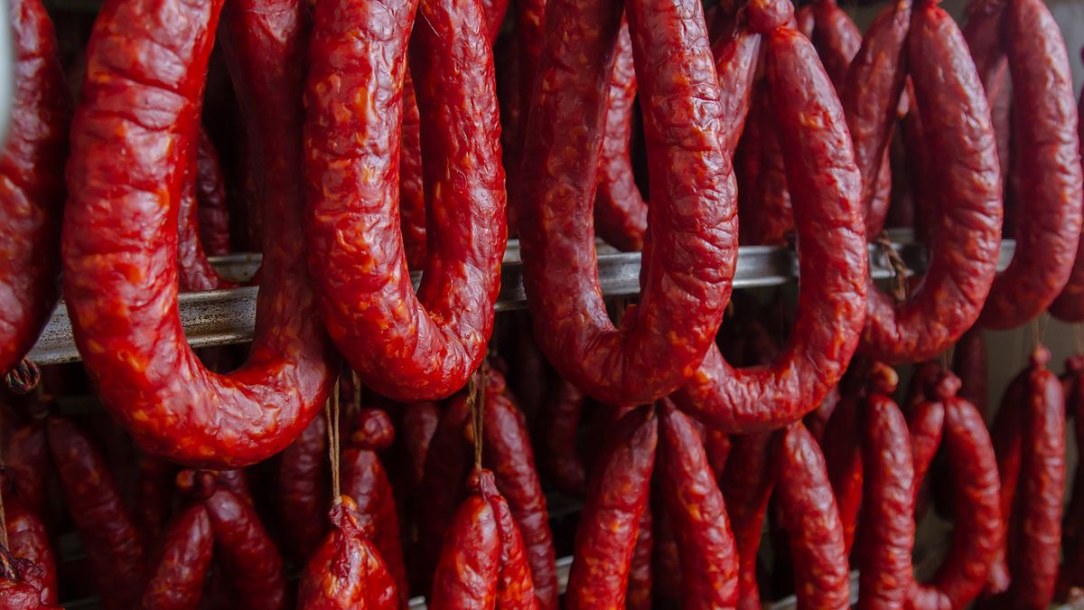 Przetworzone mięso sprzyja chorobom oczu