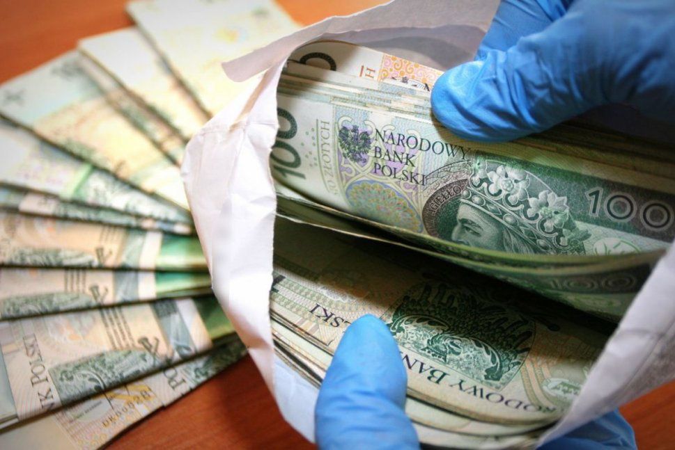 Mikołów: Trzej mężczyźni mieli wyłudzić setki tysięcy z podatku VAT