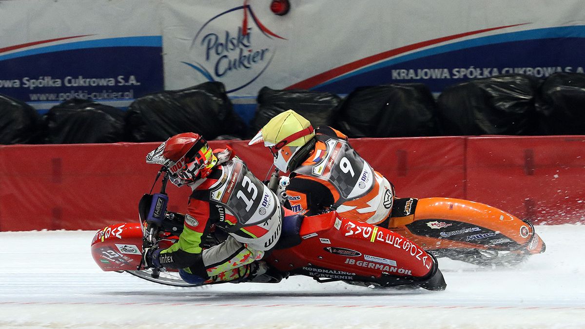 Zdjęcie okładkowe artykułu: WP SportoweFakty / Michał Krupa / Na zdjęciu: Harald Simon (kask czerwony)