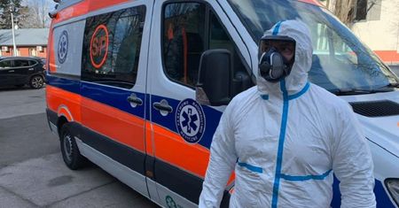 Koronawirus w Polsce. Przebadano tych, którzy jechali z "pacjentem zero"
