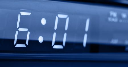 Twój elektroniczny zegarek zaczął się spóźniać? To nie przypadek