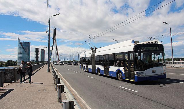 Solaris wyprodukuje trolejbusy z wodorowymi ogniwami paliwowymi